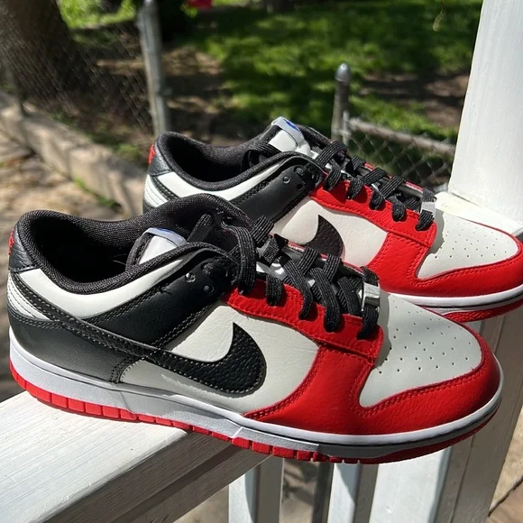 Brand New Men’s Nike shoes (75th Anniversary, Chicago Dunk Lows) - Size 8
